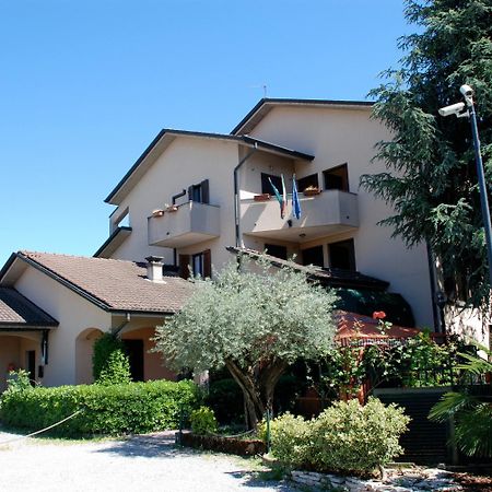 Hotel Ristorante La Rampina Vimodrone Bagian luar foto